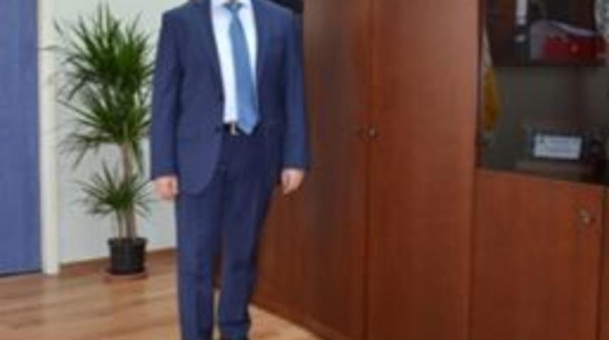 Prof. Dr. Mahmut Durmuş: &ldquo;bel Fıtığı Şikayeti Olan Her Hastaya Ameliyat &Ouml;nermiyoruz&rdquo;