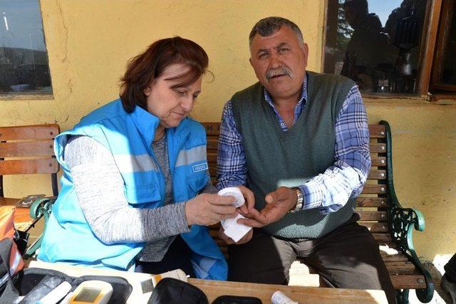 Tepebaşı Belediyesinden Kozkayı Ve Sulukaraağaç’ta Sağlık Taraması