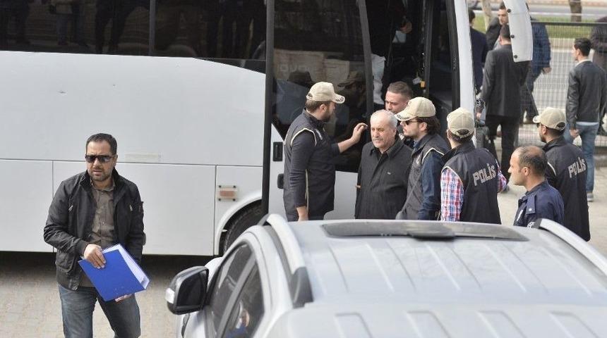 Dbp&rsquo;li Savur Belediye Başkanı Adliyeye Sevk Edildi