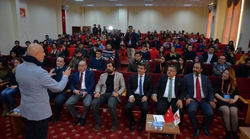 Şeyh Edebali &Uuml;niversitesi&rsquo;nde Konferans