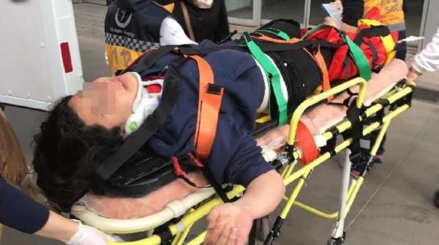 Tartıştığı Annesi Okula Gelince Ikinci Kattan Atladı