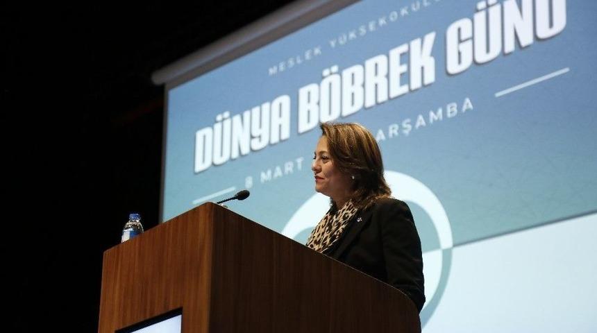 Son Yıllarda B&ouml;brek Hastalarının Da, Hasta Bakıcılarının Da Sayısı Artıyor