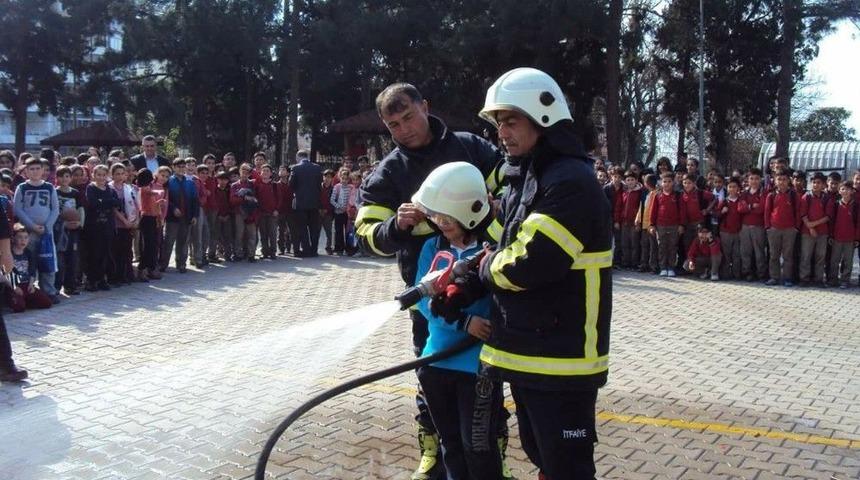 &Ouml;ğrencilere Yangın Eğitimi