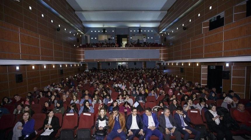 Kore R&uuml;zgarı İkinci Kez Esti