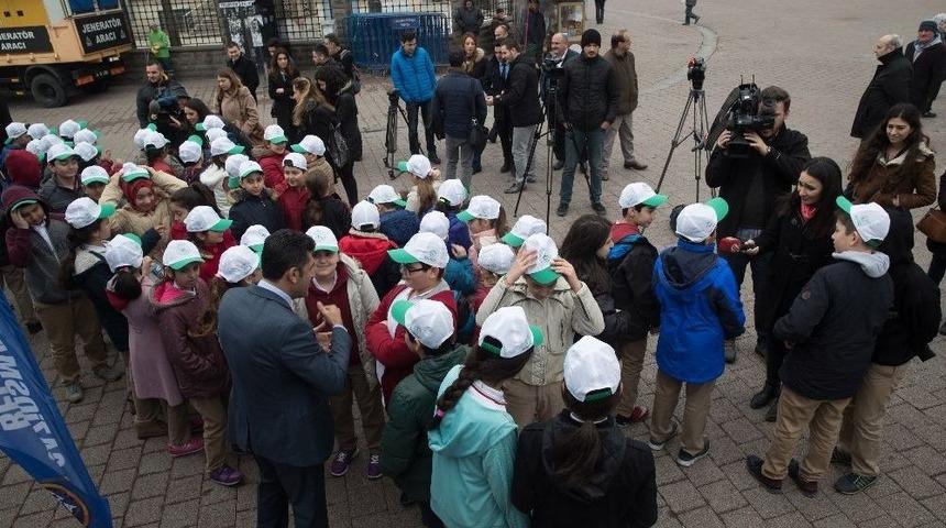 Gaziosmanpaşalı &Ouml;ğrenciler 7.4 B&uuml;y&uuml;kl&uuml;ğ&uuml;ndeki Depremi Yaşadı