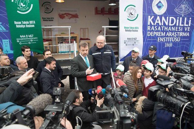 Gaziosmanpaşalı Öğrenciler 7.4 Büyüklüğündeki Depremi Yaşadı