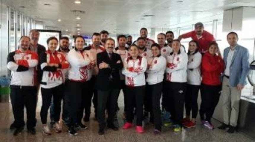 Atletizm Federasyonu Başkanı &Ccedil;intimar: ''eşref Apak B&uuml;y&uuml;k Bir Sporcu Ve B&uuml;y&uuml;k Bir Şampiyon''