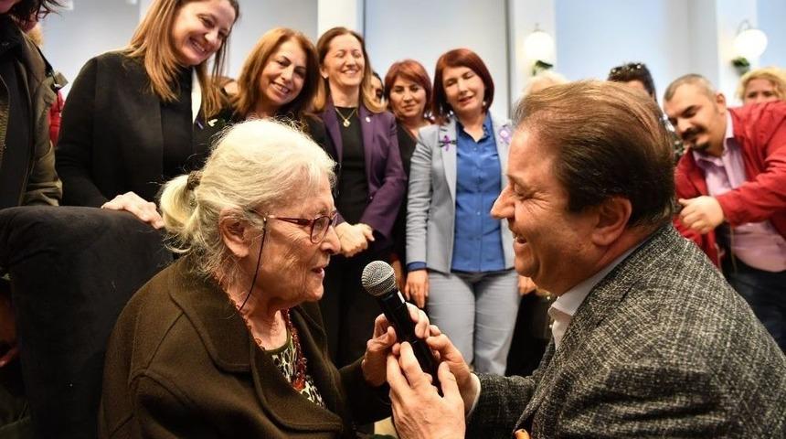 Başkan Kılı&ccedil; Kadınlar İ&ccedil;in Bin Fidan Dikti