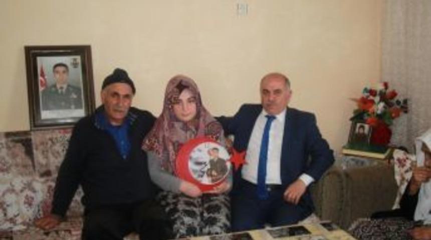 Sgk Kars İl M&uuml;d&uuml;rl&uuml;ğ&uuml;&rsquo;nden Şehit Ailesine Ziyaret