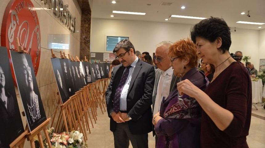 Yeni Y&uuml;zyılın &Ccedil;alışan Kadınları Fotoğraf Sergisi