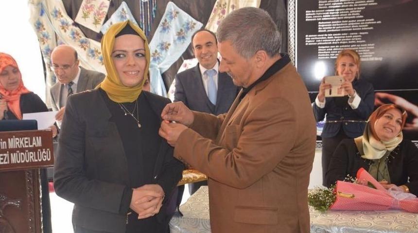 Yemek Yarışmasında Dereceye Girenler &Ouml;d&uuml;llendirildi