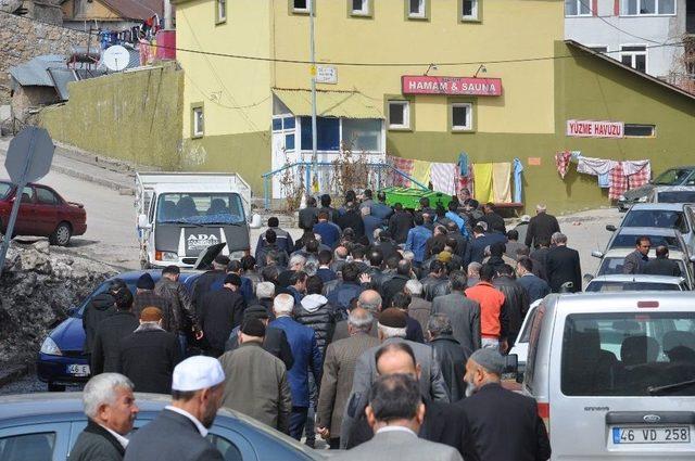 Antalya’da Öldürülen Kadın Kahramanmaraş’ta Toprağa Verildi