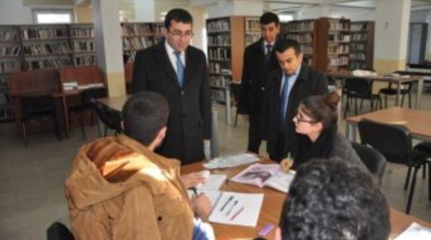 Modern Hale D&ouml;n&uuml;şt&uuml;r&uuml;len K&uuml;t&uuml;phane Yoğun İlgi G&ouml;r&uuml;yor