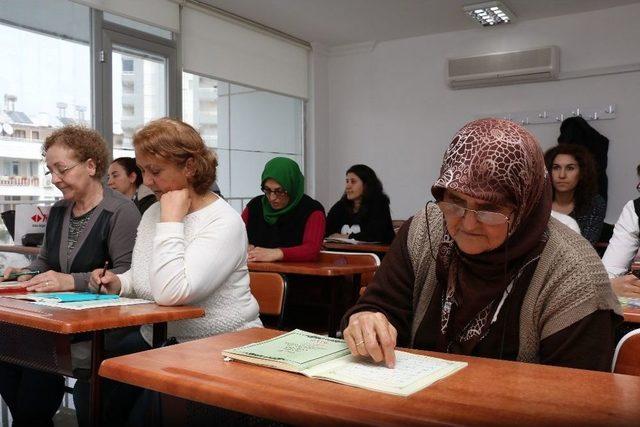 Antalyalılardan Asmek Kurslarına Yoğun İlgi