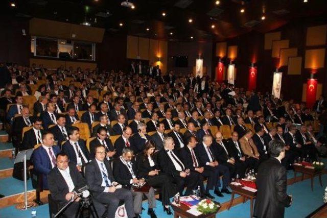 Yök Başkanı Saraç: 15 Bine Yakın Suriyeli Öğrenci Üniversitelerde Eğitim Görüyor