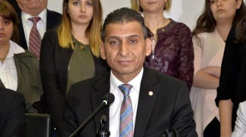 Mersin Baro Başkanı &Ouml;z&uuml;r Diledi Ama 21 Kadın &Uuml;ye Istifa Etti