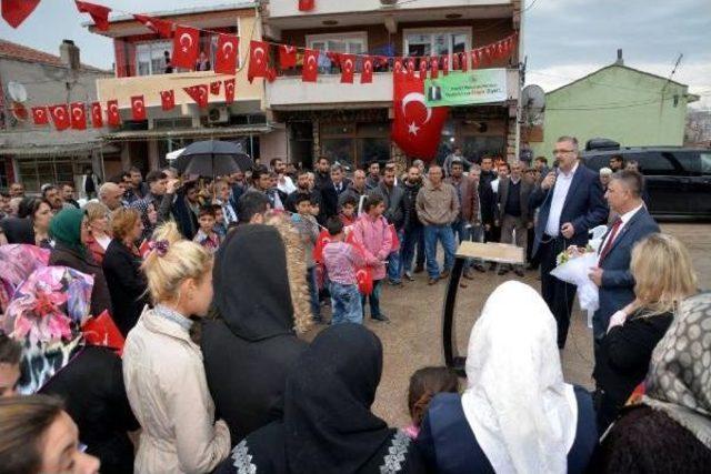 Uyuşturucuya Savaş Açan Muhtar Miting Düzenledi