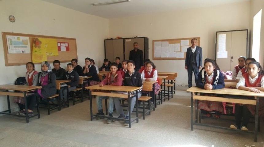 Besni Şehit İmam Tan Ortaokulunda Meslek Tanıtımı Yapıldı