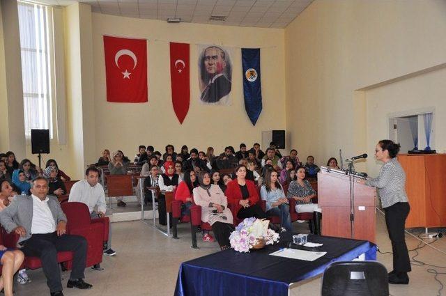 Erdemli Myo’da Dünya Kadınlar Günü Konferansı