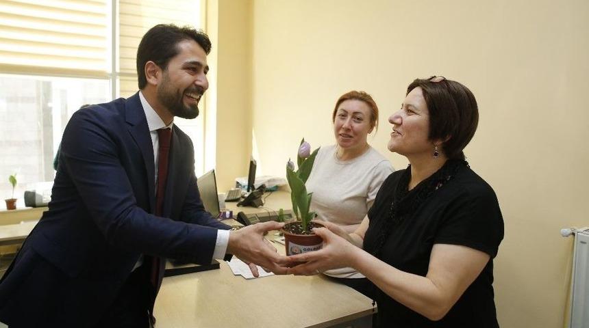 Gölbaşı Belediyesi Çalışanların Kadınlar Günü’nü Kutladı