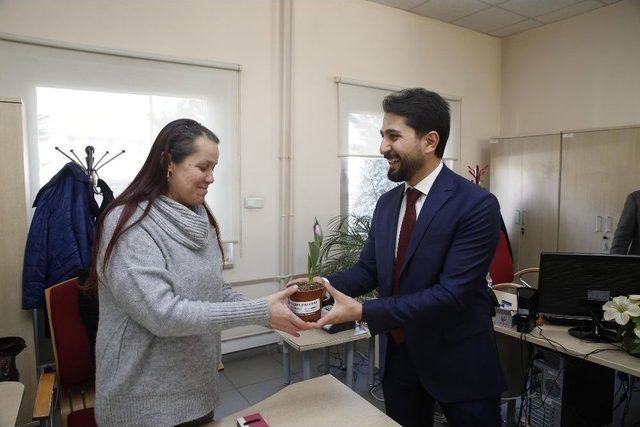 Gölbaşı Belediyesi Çalışanların Kadınlar Günü’nü Kutladı