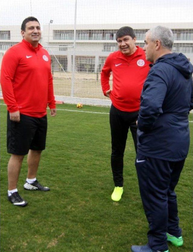 Başkan Türel, Yeni Tesislerde Hünerlerini Sergiledi