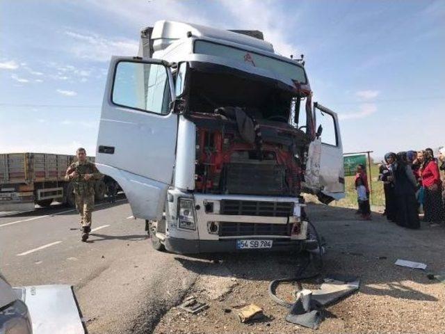 Nusaybin'de Trafik Kazası: 1 Ölü, 10 Yaralı