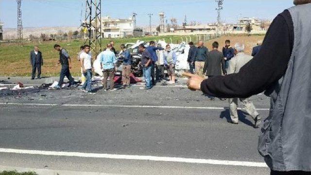 Nusaybin'de Trafik Kazası: 1 Ölü, 10 Yaralı