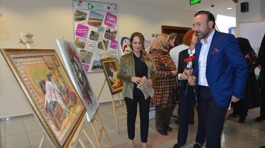 Estetik İzmit&rsquo;te Tartışıldı