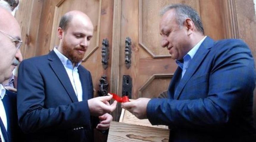 Bilal Erdoğan: Kendi Değerlerine Bağlı Bir Gen&ccedil;lik Yetişiyor