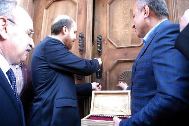 Bilal Erdoğan: Kendi Değerlerine Bağlı Bir Gençlik Yetişiyor