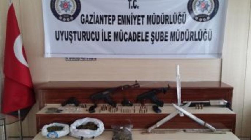 Uyuşturucu Tacirlerine Şafak Baskını