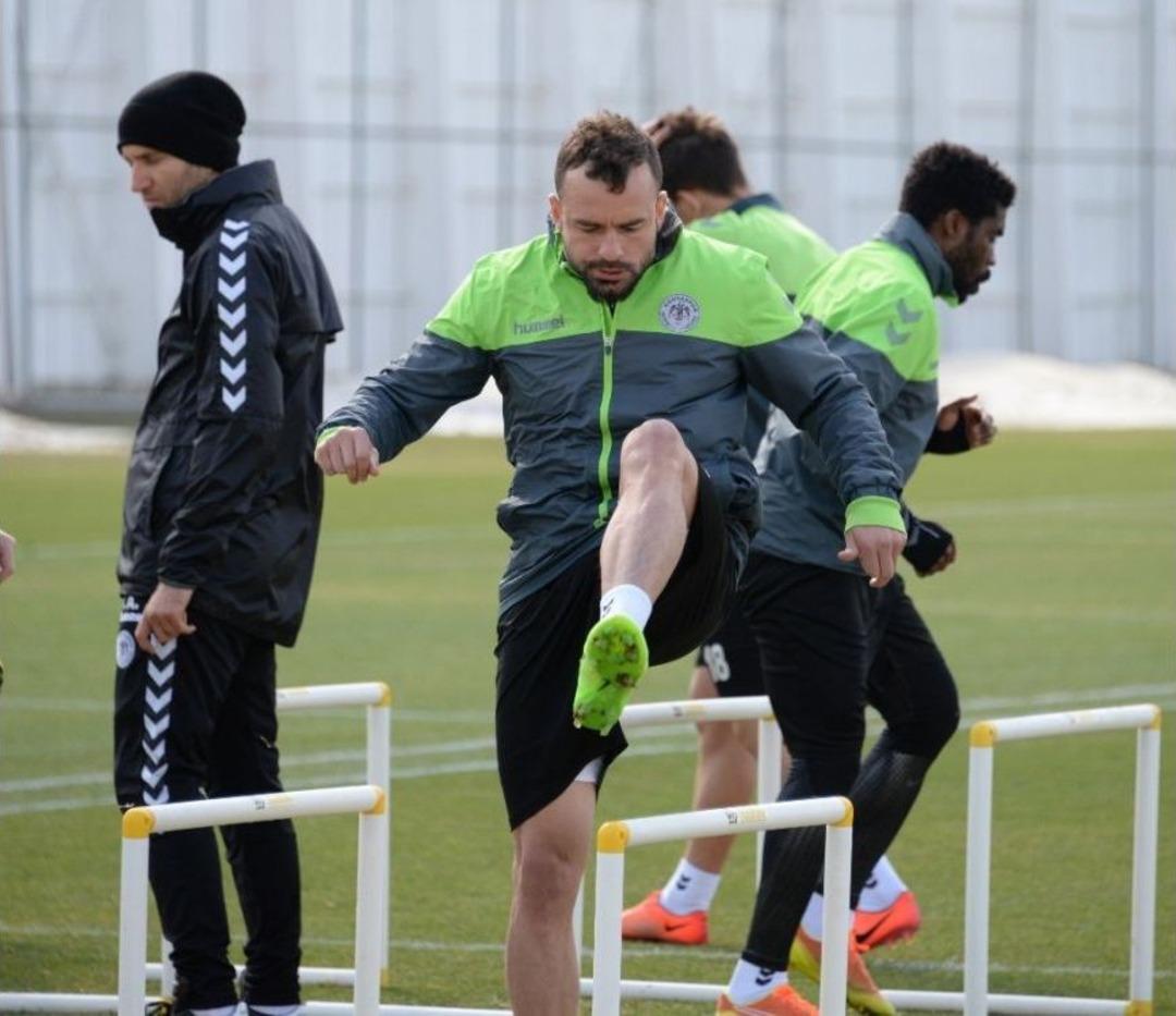 Konyaspor Taktik &Ccedil;alıştı