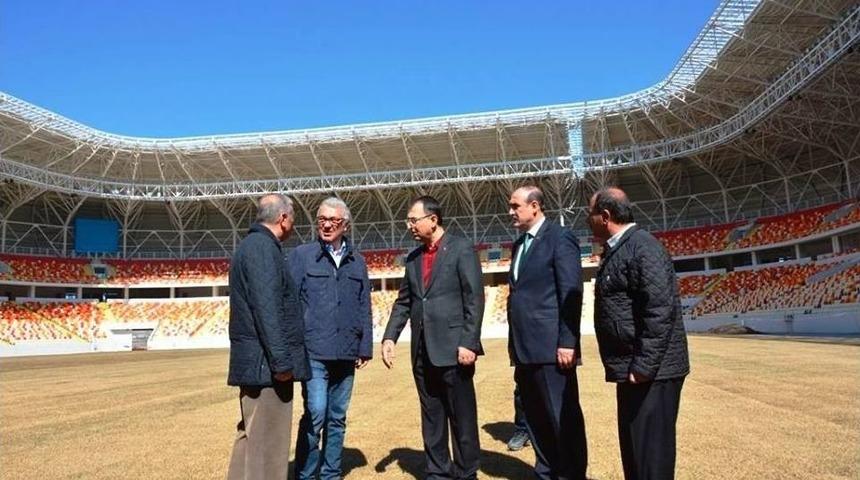 Malatya Stadyumu&rsquo;nun &Ccedil;imleri Bakıma Alındı