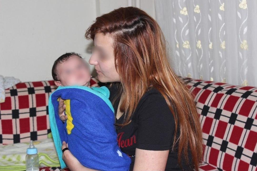 Eroin Bağımlısı Olarak D&uuml;nyaya Gelen Ayaz Bebek Hayata Tutundu