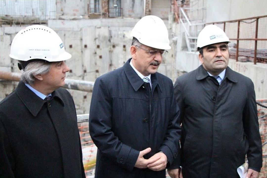Bakan &Ouml;zhaseki, Tarlabaşı&rsquo;nda İncelemelerde Bulundu