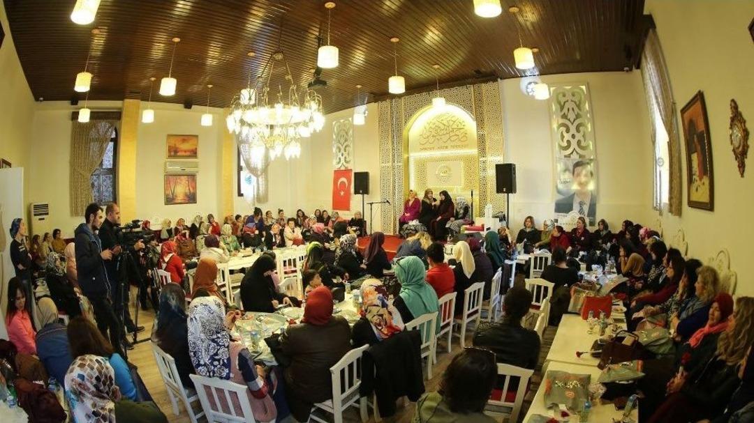 İlkadım&rsquo;da &ldquo;sığınan, Sığınılan Ve Engelli Kadın&rdquo; Konferansı