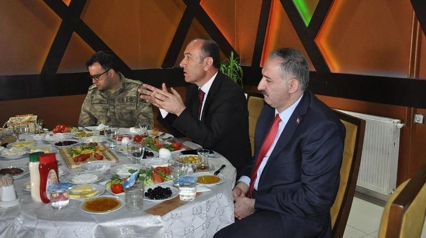 Kaymakam Kaşık&ccedil;ı Stk Temsilcileriyle Bir Araya Geldi