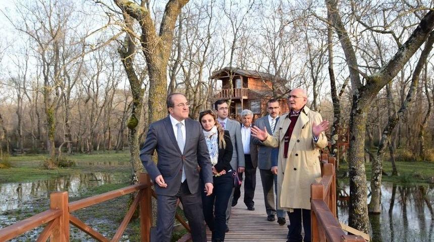 Bakan Yardımcısı Alpay Kuş Cenneti&rsquo;ne Hayran Kaldı