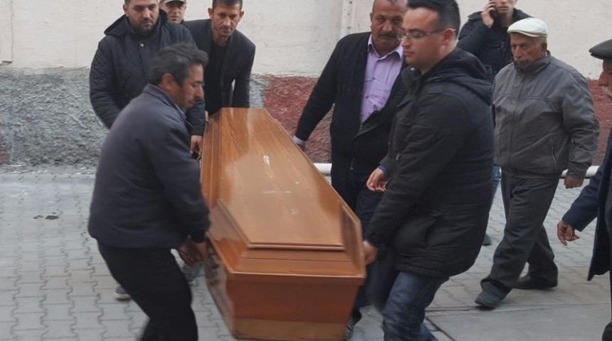 Yaşlı Kadın Banyoda &Ouml;l&uuml; Bulundu