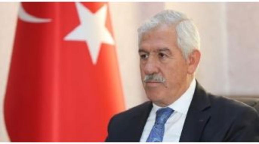 Elmalı&rsquo;dan Ygs&rsquo;ye Girecek &Ouml;ğrencilere Moral Mesajı