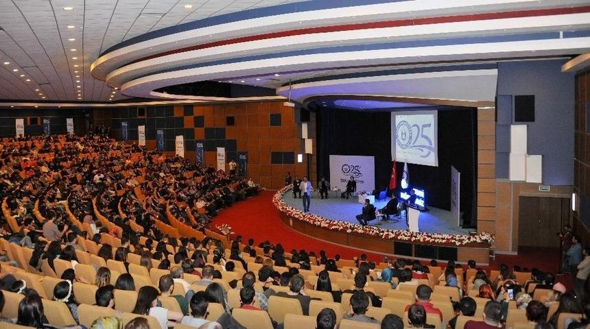 Ad&uuml; Kendi Değerleriyle Tarihi Değerlendirdi