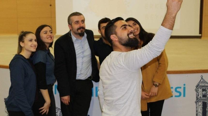 Germencik&rsquo;te Serkan Karaismailoğlu Konferansı B&uuml;y&uuml;k İlgi G&ouml;rd&uuml;