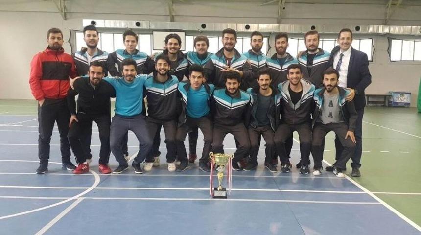 Kto Karatay &Uuml;niversitesi Futsalda Şampiyonluğa Ulaştı