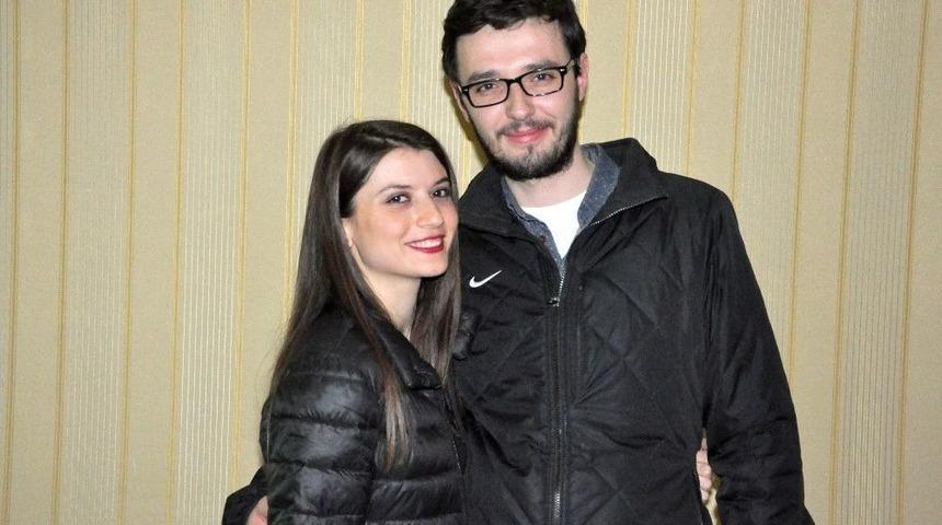 (&ouml;zel Haber) Halil Sezai Konserinde S&uuml;rpriz Evlenme Teklifi