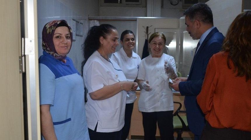 Bar&ccedil;ın, Hastanelerde 8 Mart D&uuml;nya Kadınlar G&uuml;n&uuml;&rsquo;n&uuml; Kutladı