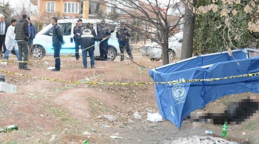 Kolonya İ&ccedil;en Şahıs &Ouml;ld&uuml;