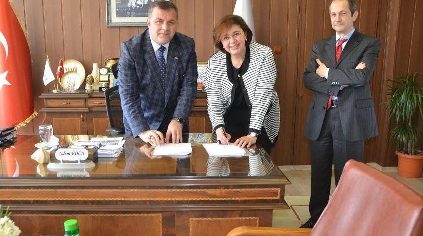 "değerli &Ouml;ğretmenim Projesi" Protokol&uuml; İmzalandı