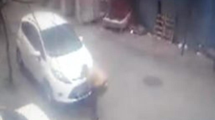 (&ouml;zel Haber) Kartal&rsquo;da Plaka Hırsızlığı Kamerada