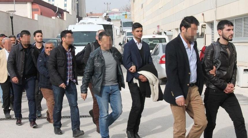Elazığ&rsquo;da Pkk/kck Operasyonu: 18 Ş&uuml;pheli Adliyeye Sevk Edildi